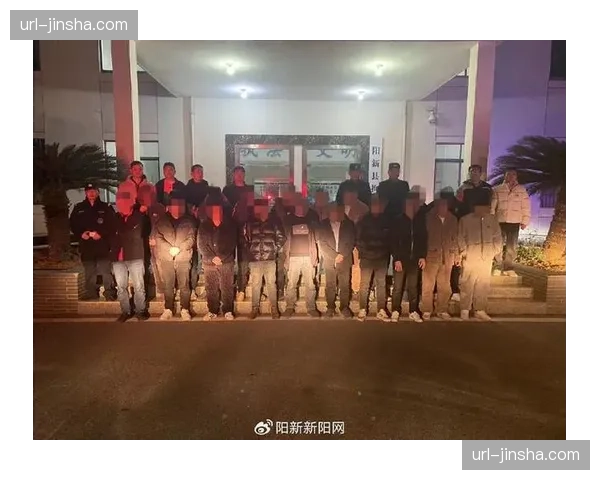 马赛警方宣布成功捣毁一个制造并销售假球票的犯罪团伙 马赛警方宣布成功捣毁一个制造并销售假球票的犯罪团伙